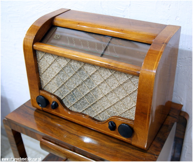 skrzynka radia po pełnej renowacji stolarskiej