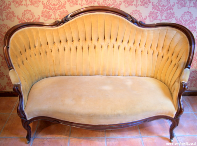 Oryginalnie pikowana kanapa w stylu Ludwik Filip z poł.XIXw.